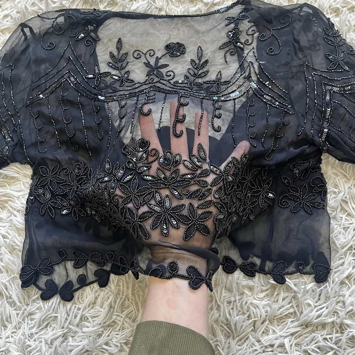 Vintage Y2K beaded sheer embroidered shrug top - back bodice close-up