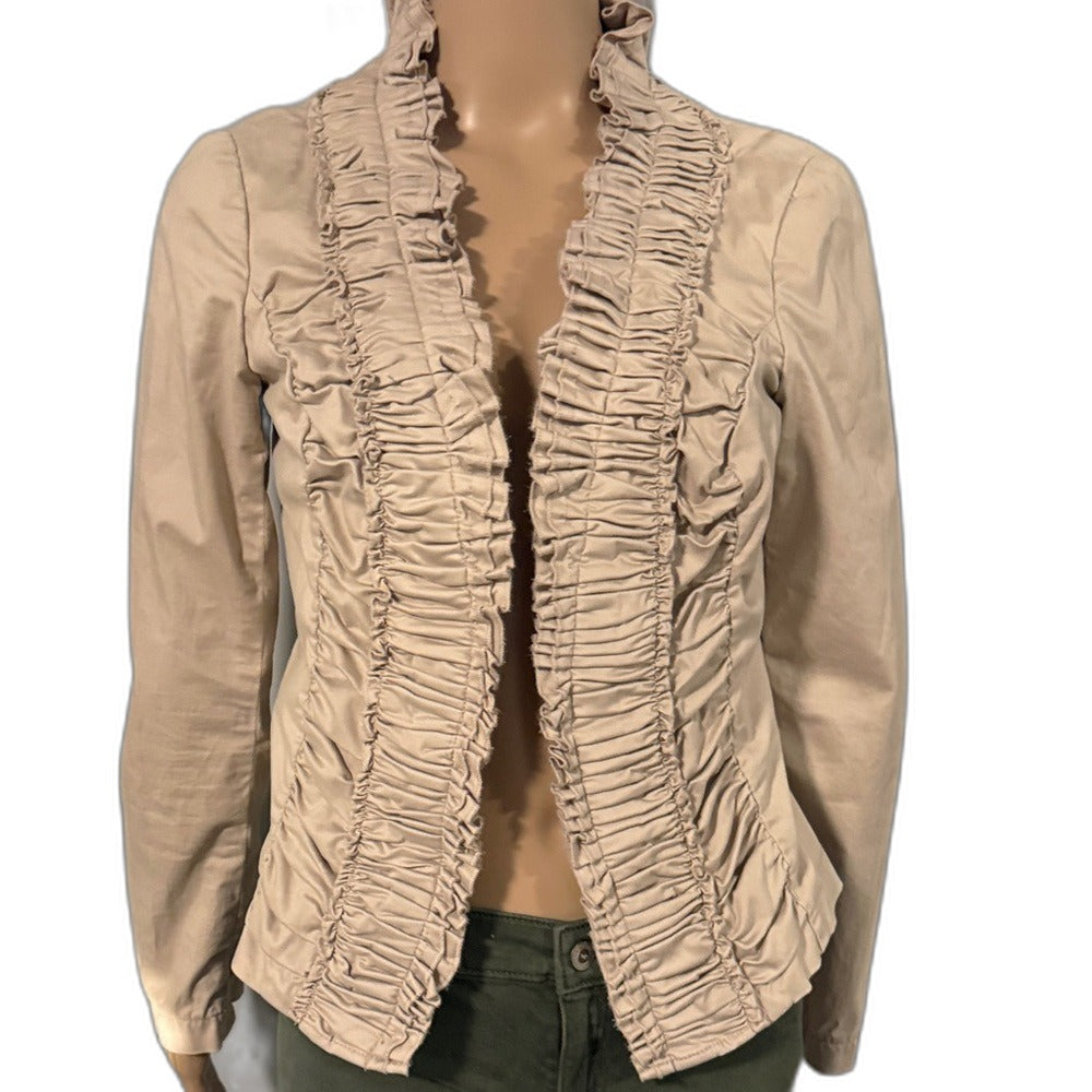 LondonJean beige ruffled blazer on mannequin - front