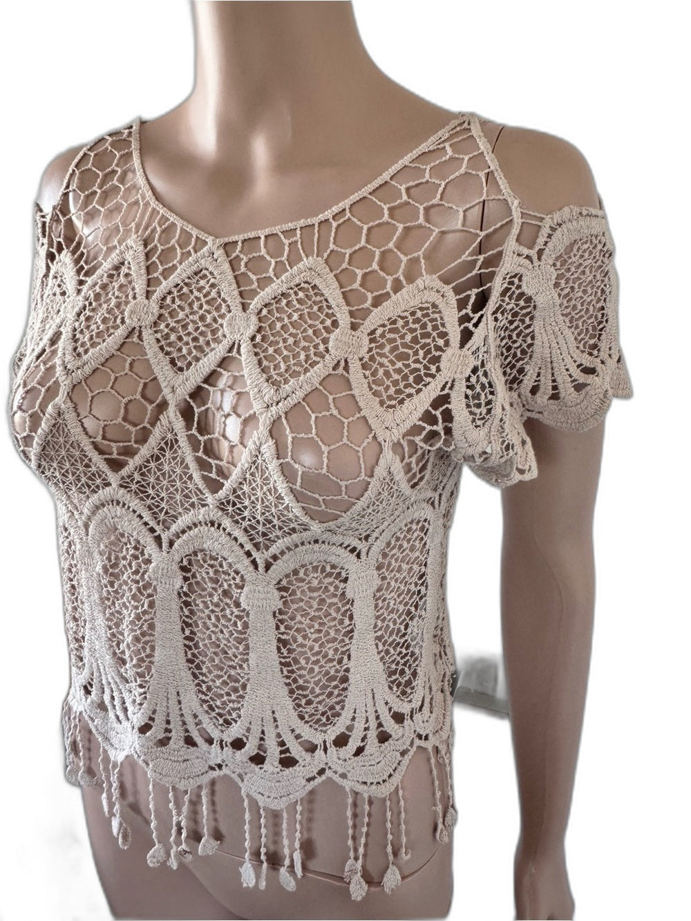 Irvana cream crochet lace cold-shoulder crop top - detail