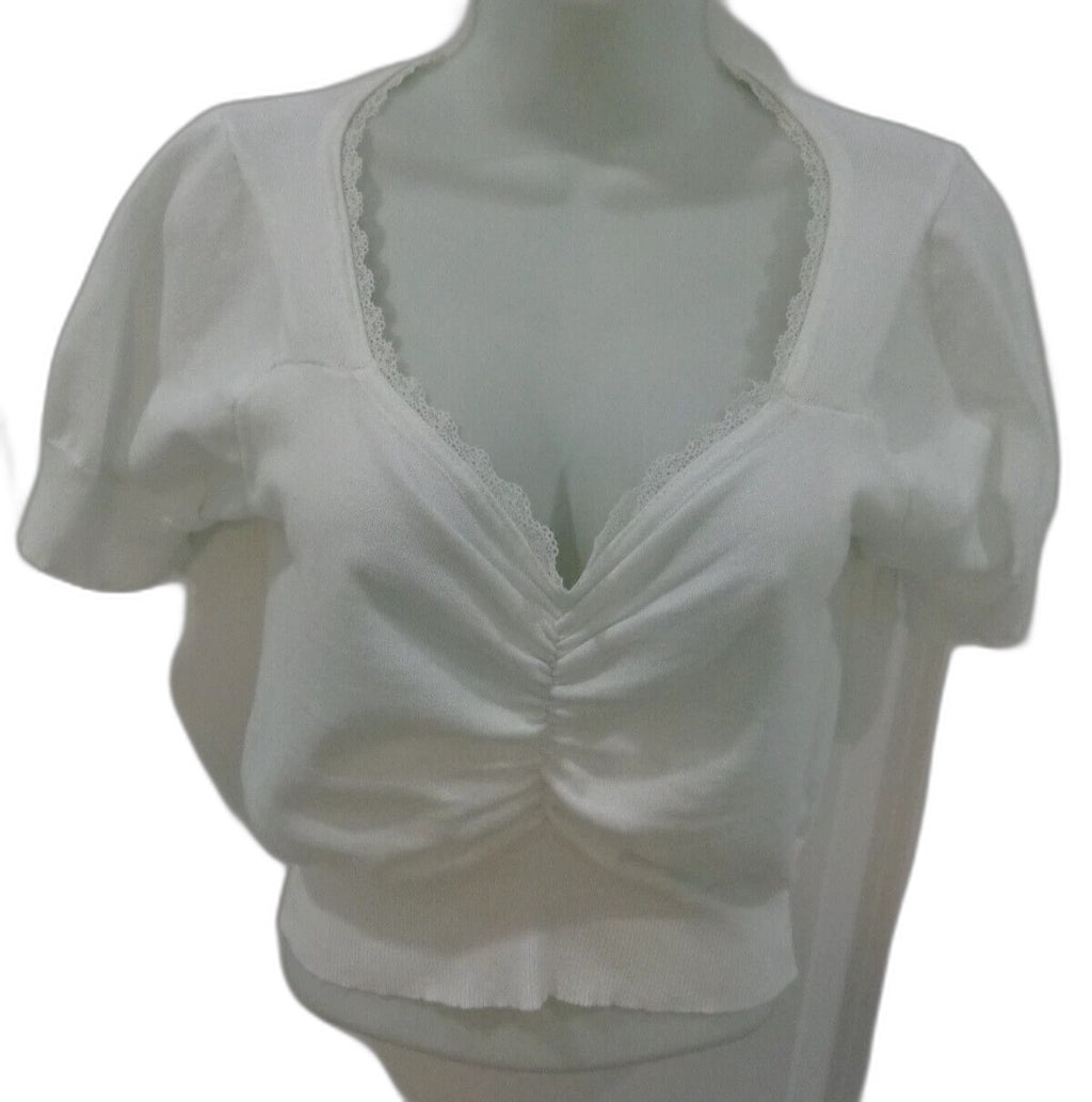 SheIn white knit crop top with lace trim and ruched front - view 3