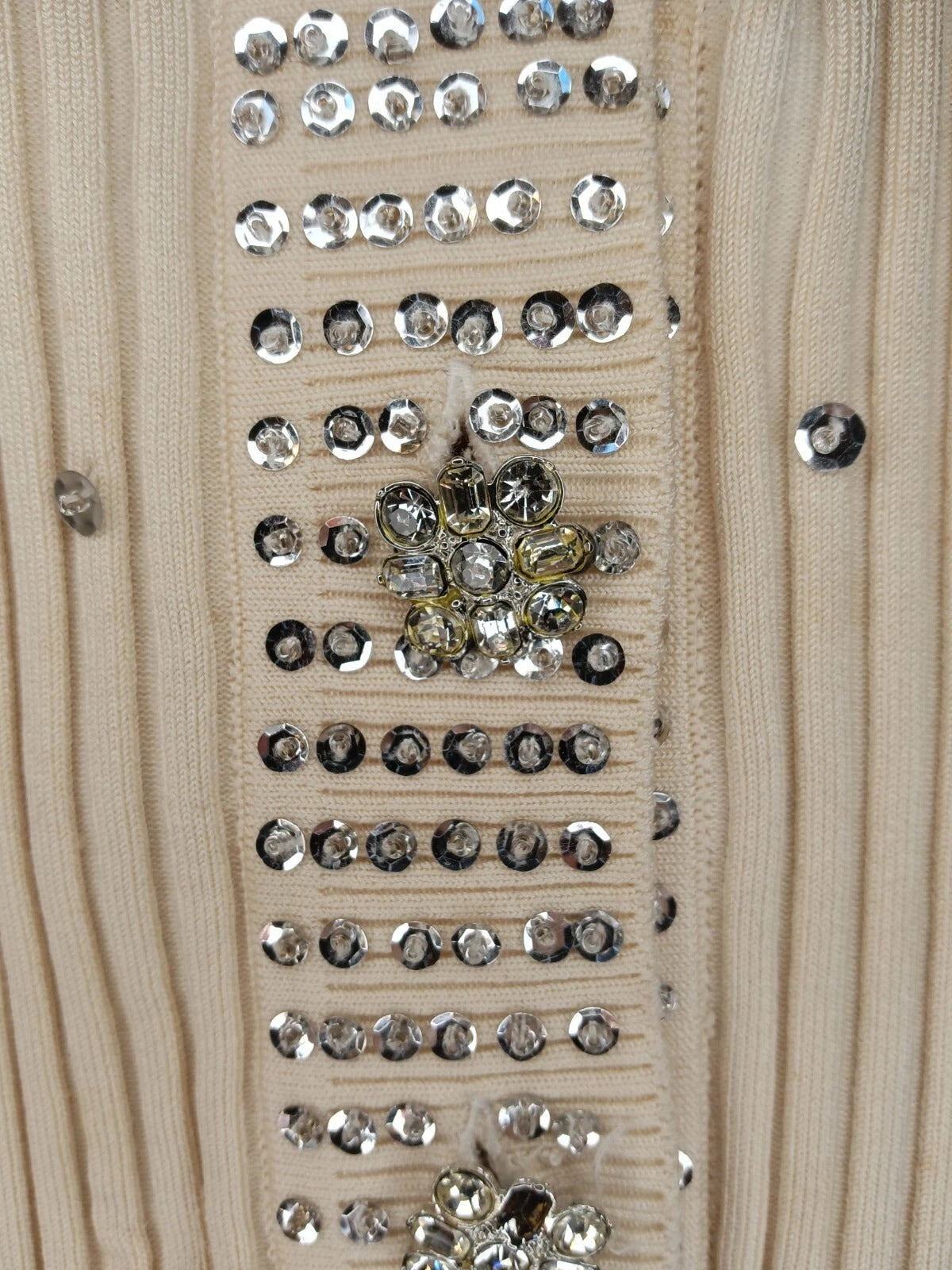 WR 9000 cream cardigan sweater with rhinestone buttons and sequins, size M - view 4