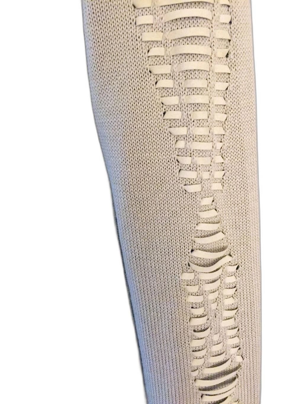 Elie Tahari beige silk blend whipstitch sweater - detail