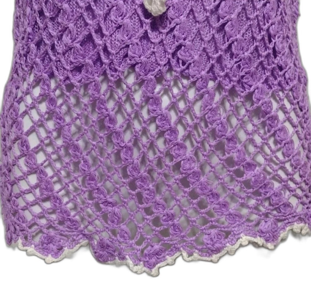 Lavender crochet cap sleeve summer top - hem detail